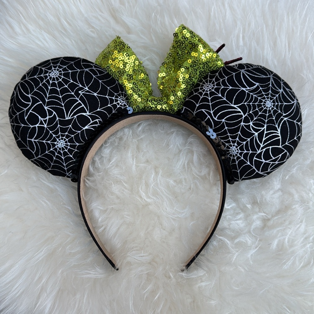 Custom Disney Halloween Spider ears - Picture 2 of 2